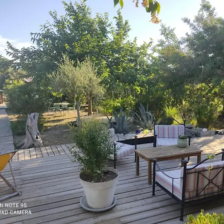 La Terre Brûlée Bed and breakfast 4*