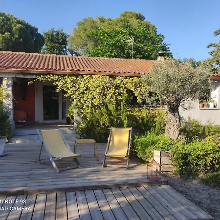 לינה וארוחת בוקר La Terre Brulee