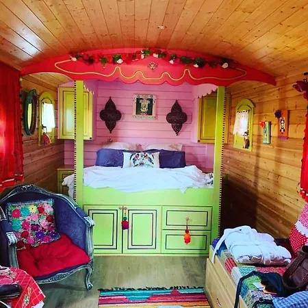 La Terre Brulee B&B 에그모르트