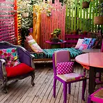 La Terre Brulee 住宿加早餐酒店 艾格-莫尔特