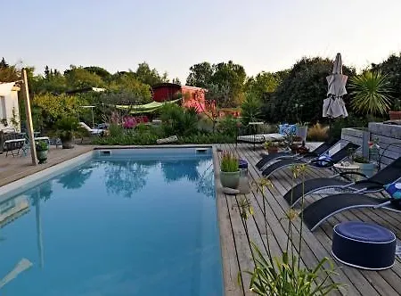 فندق مبيت وإفطار La Terre Brulee