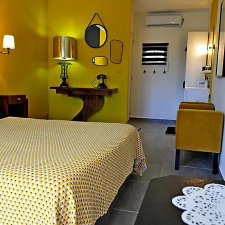 فندق مبيت وإفطار La Terre Brulee 4*