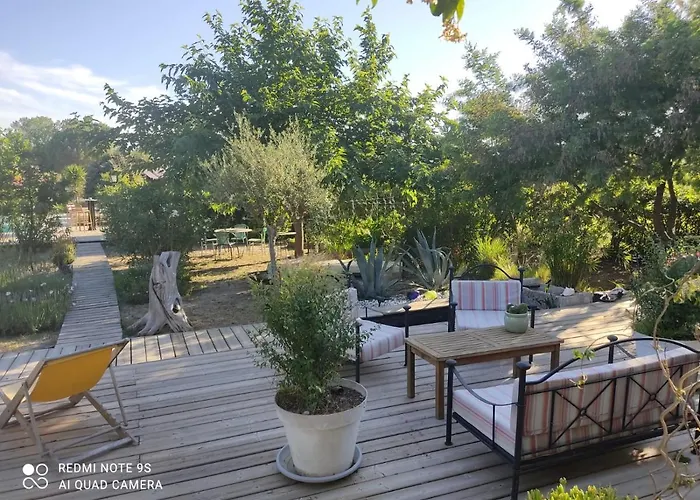 La Terre Brûlée Bed & Breakfast 4*