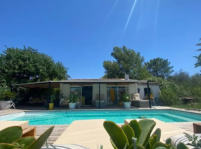 La Terre Brûlée 4* Aigues-Mortes