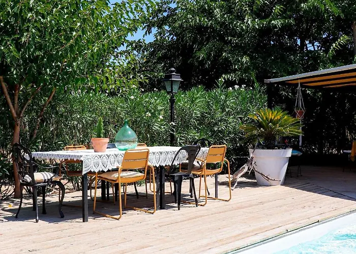 La Terre Brûlée Bed & Breakfast